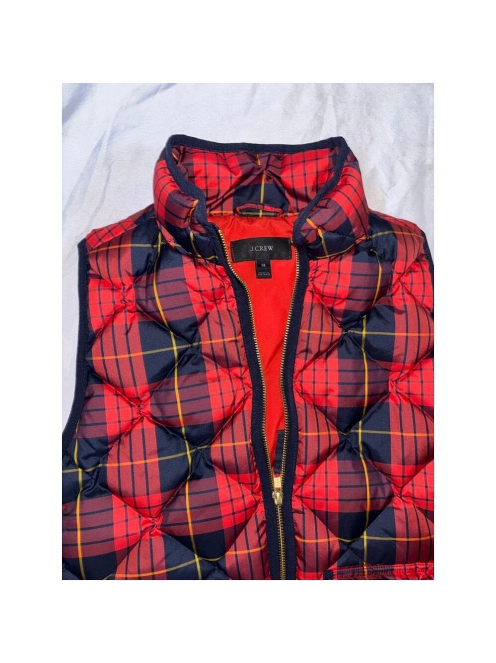 J.Crew Buffalo Plaid Excursion Preppy Puffy Vest Signature Tartan Red/Navy XS - Picture 5 of 8